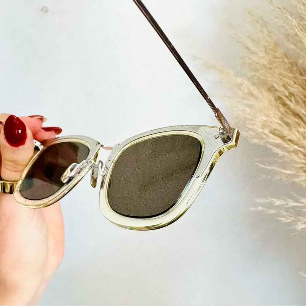 FENDI Logo Silver Yellow Metallic Grey Mirror Lens $595 Sunglasses Magnetic Case